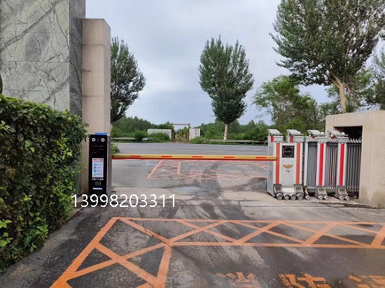 沈陽(yáng)石佛寺道閘車(chē)牌識(shí)別一體機(jī)系統(tǒng)安裝13998203311